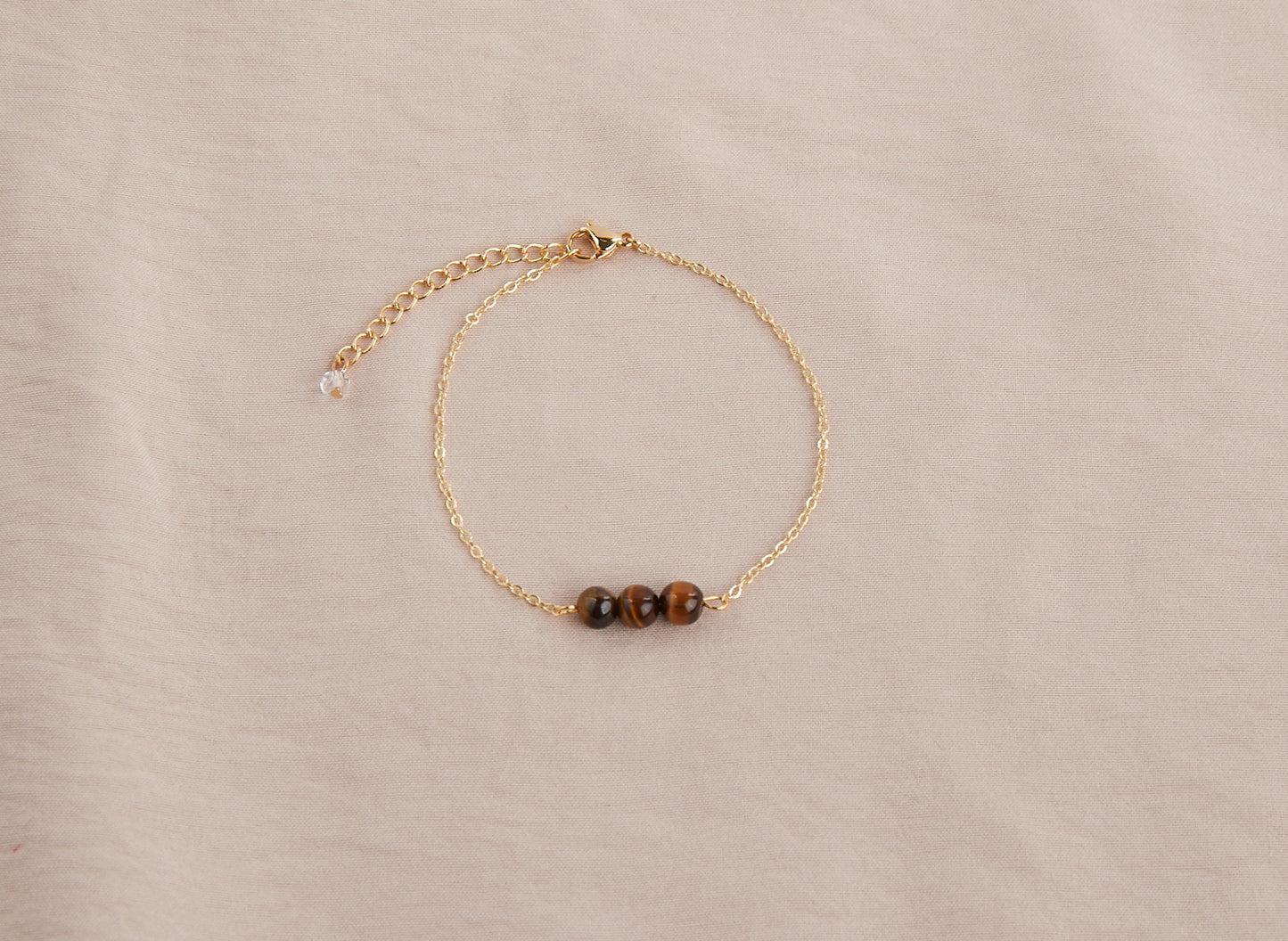 Tiger's Eye beaded bracelet, Protection