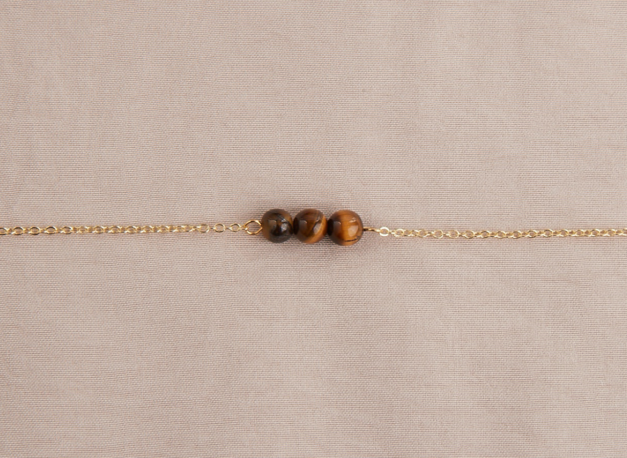 Tiger's Eye beaded bracelet, Protection