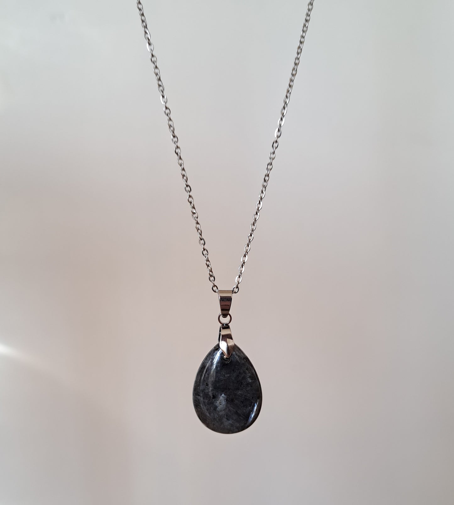 Collier pendentif Labradorite - Argenté ou Doré