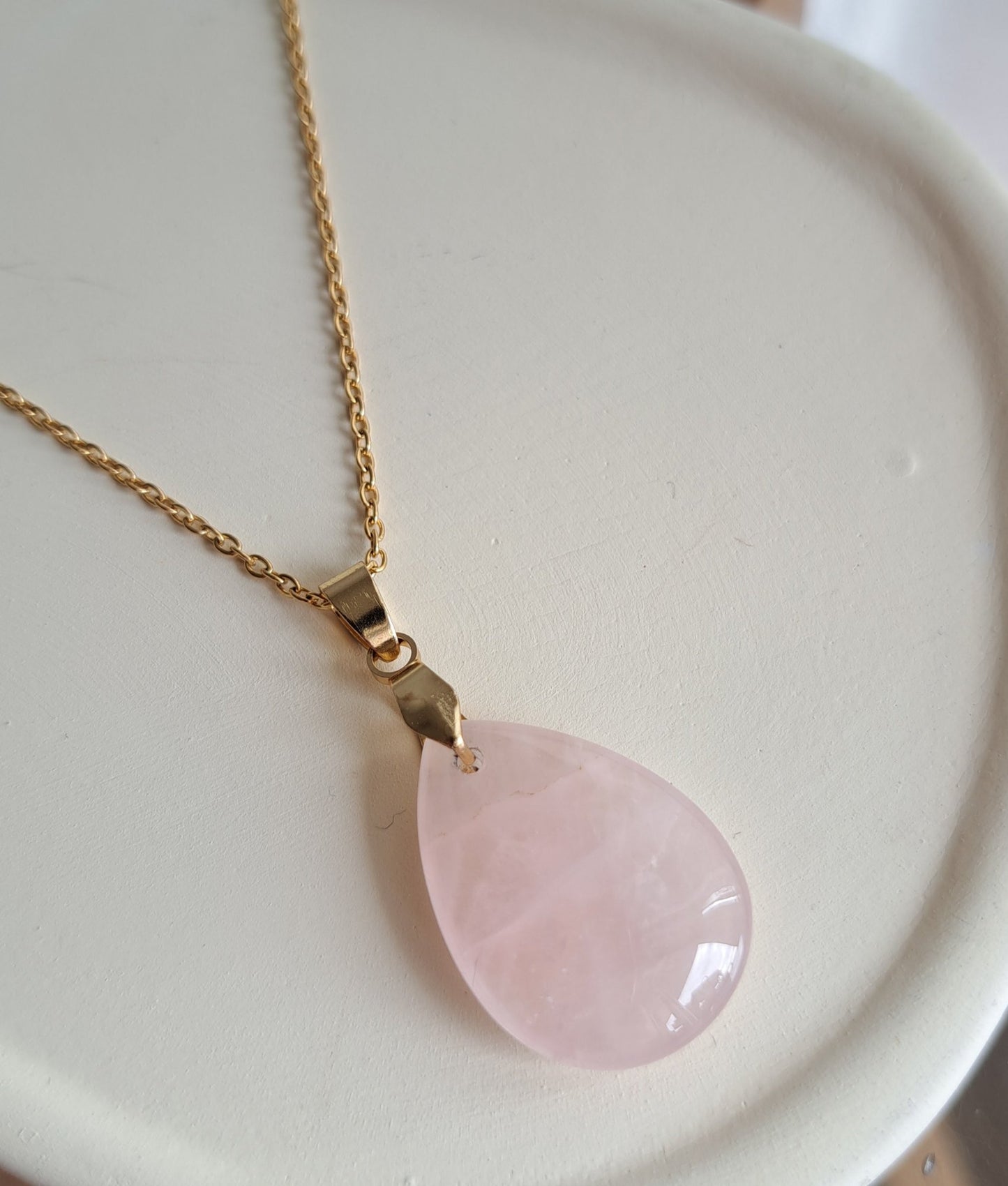 Collier pendentif Quartz rose - Argenté ou Doré
