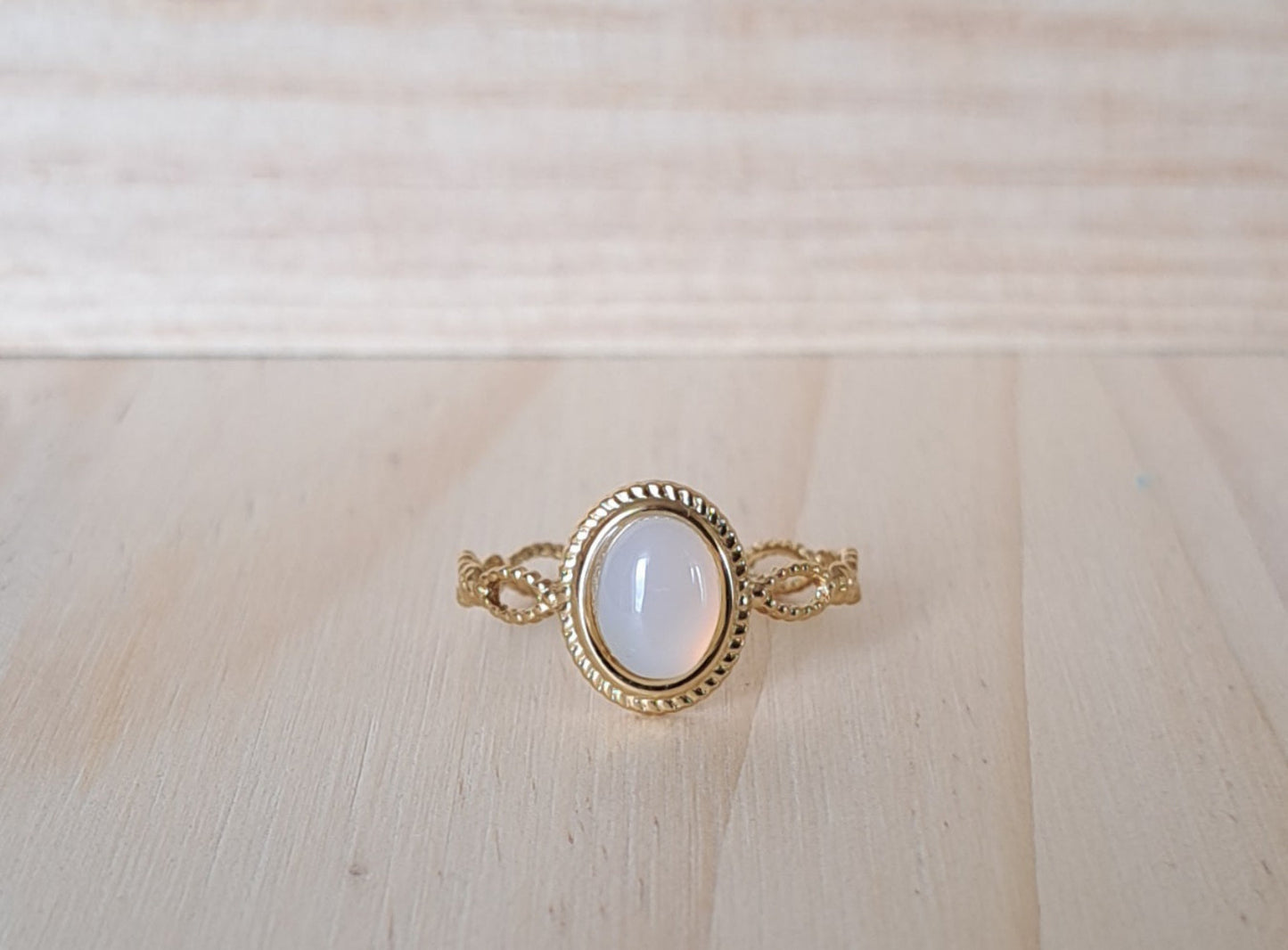 Bague sertie Opale - Argentée ou dorée