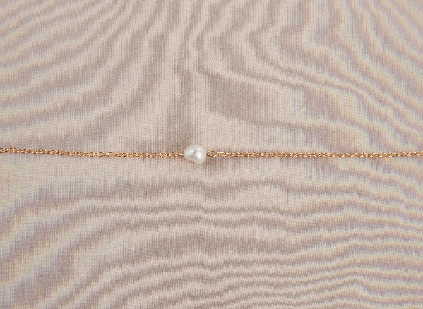 Freshwater pearl bracelet, Radiance