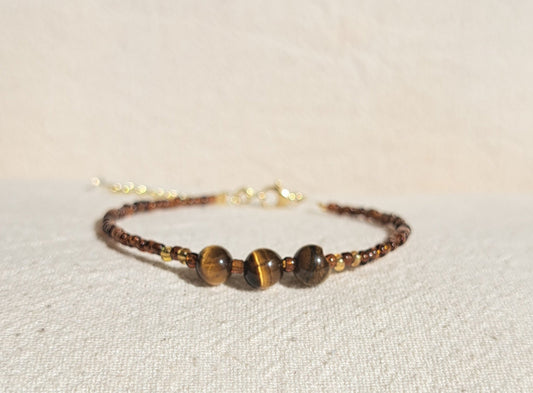 Tiger eye beaded bracelet, Strength and protection