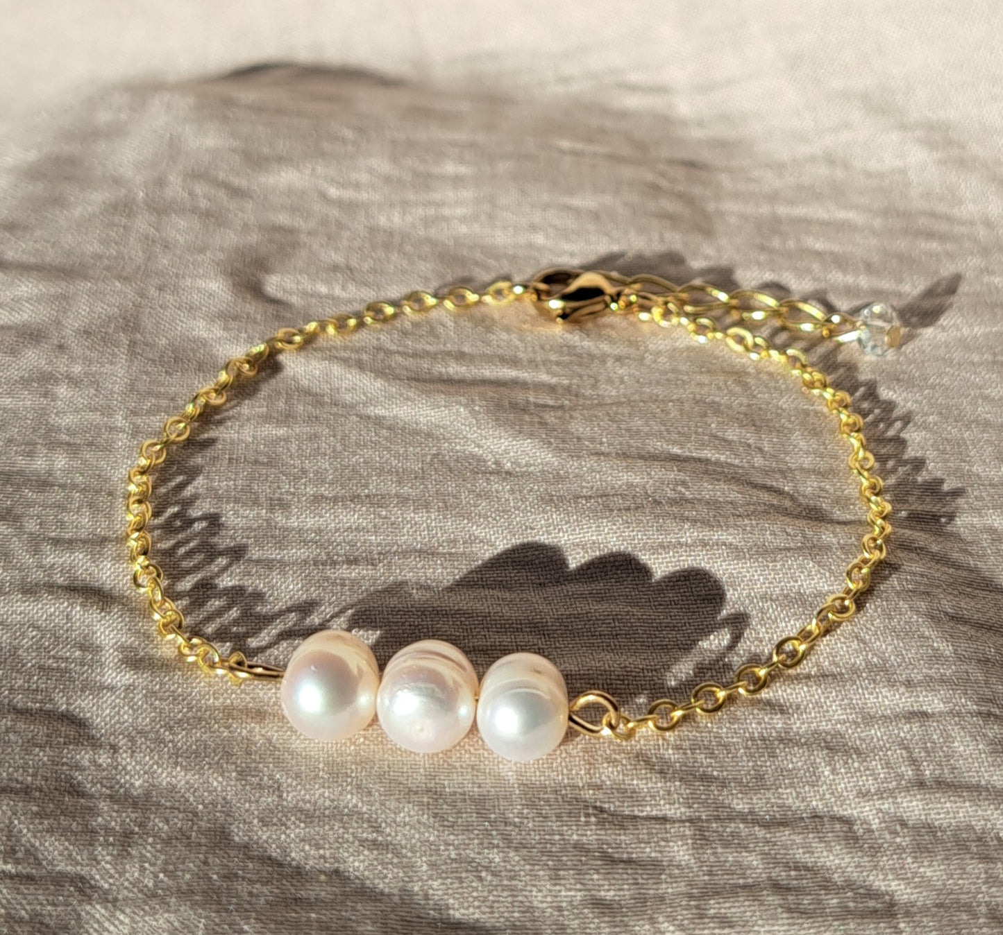 Bracelet 3 cultured pearls