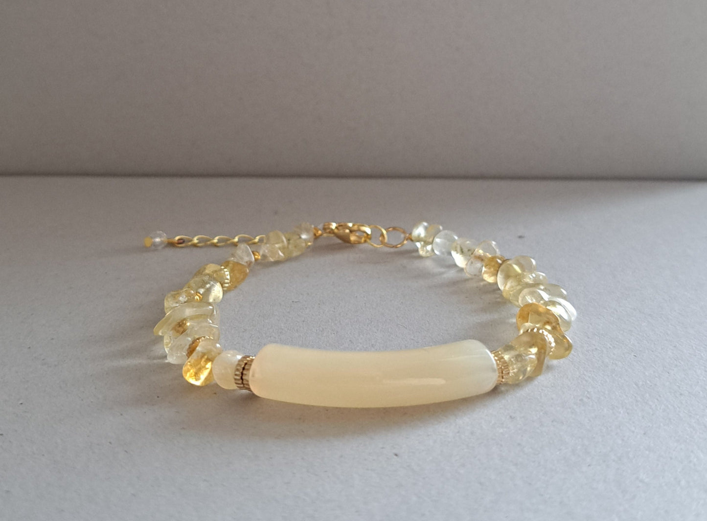 Bracelet pierres Citrine et résine