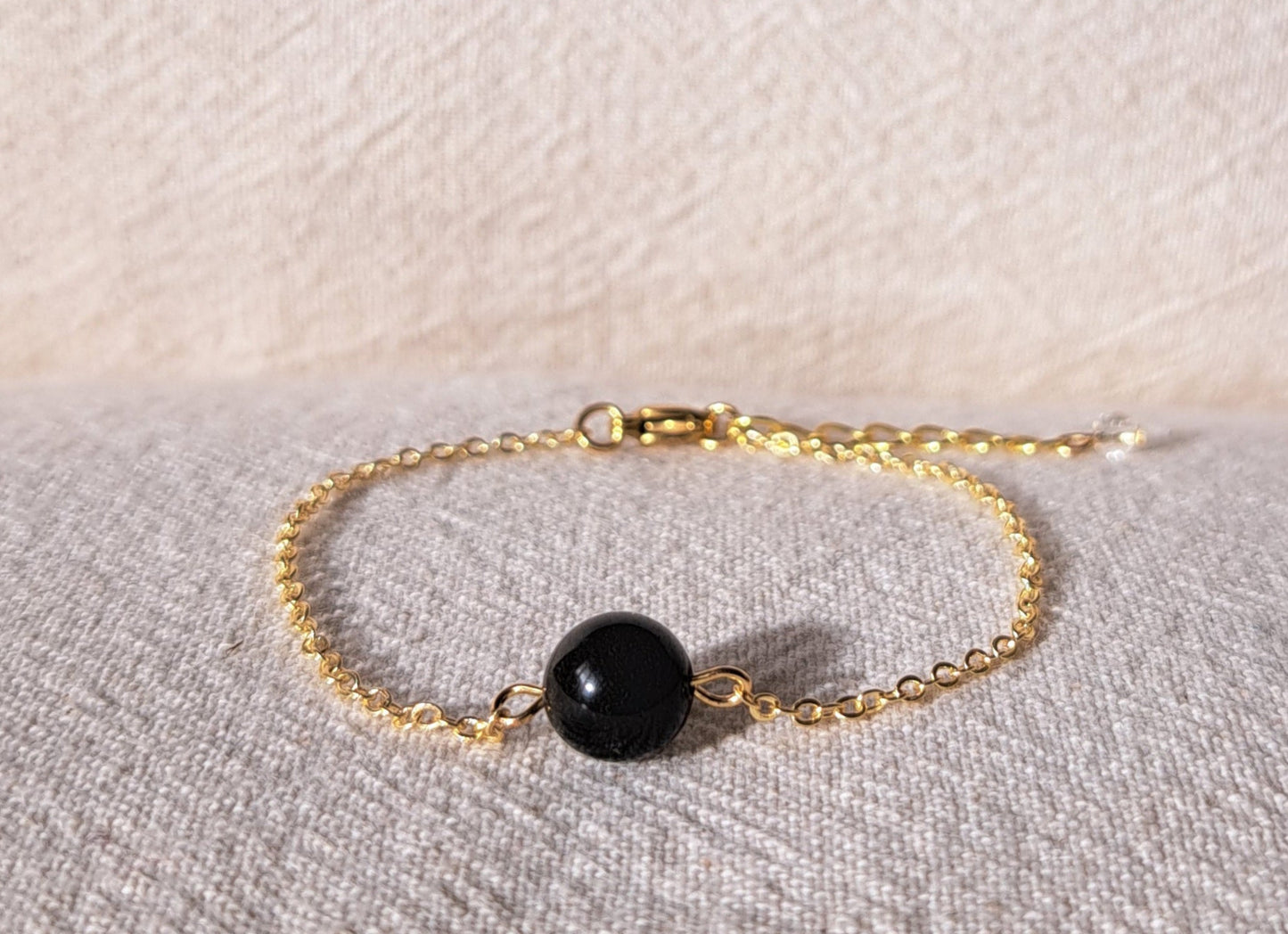 Obsidian stone bracelet, Protection