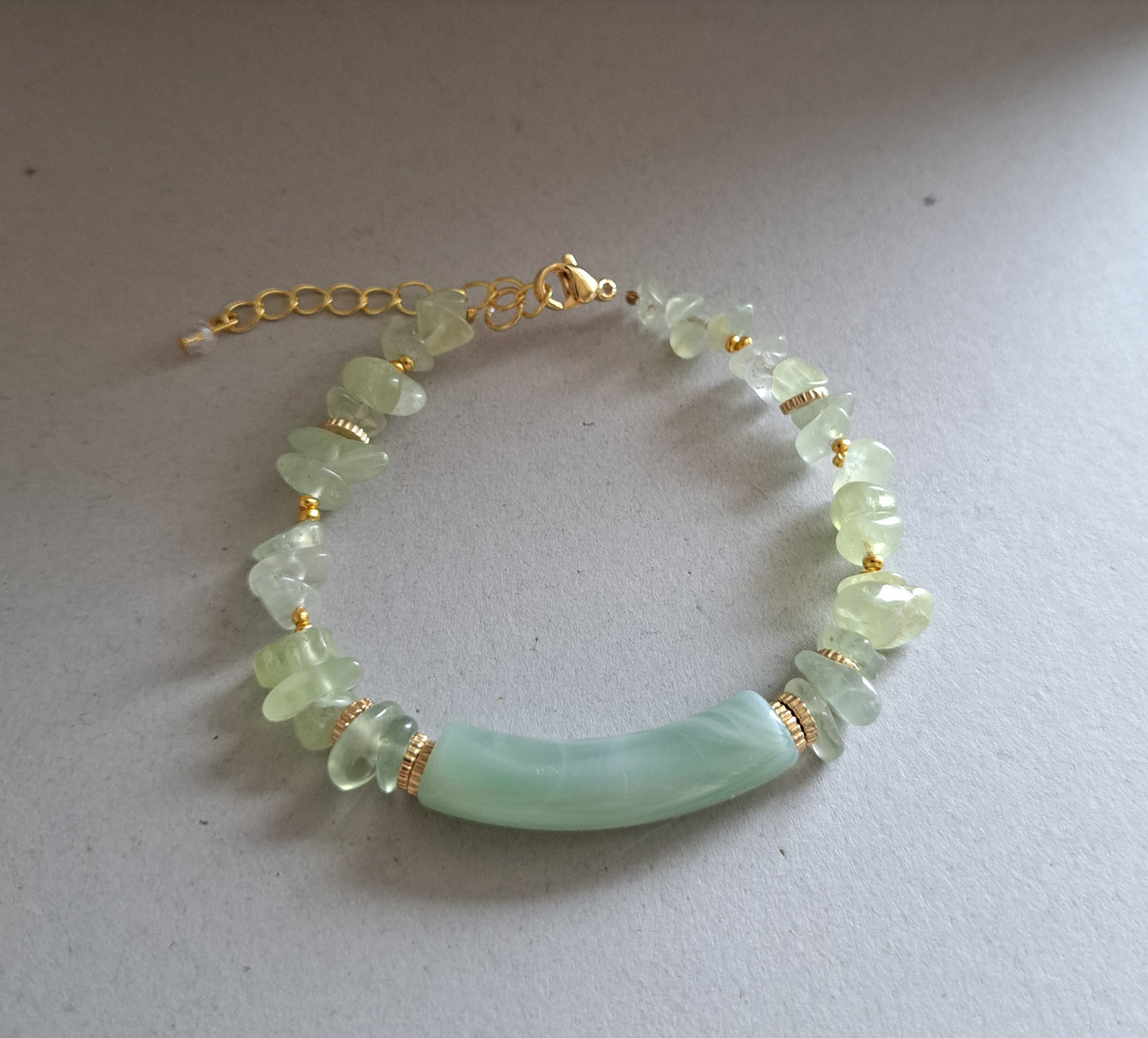 Prehnite stone and resin bracelet