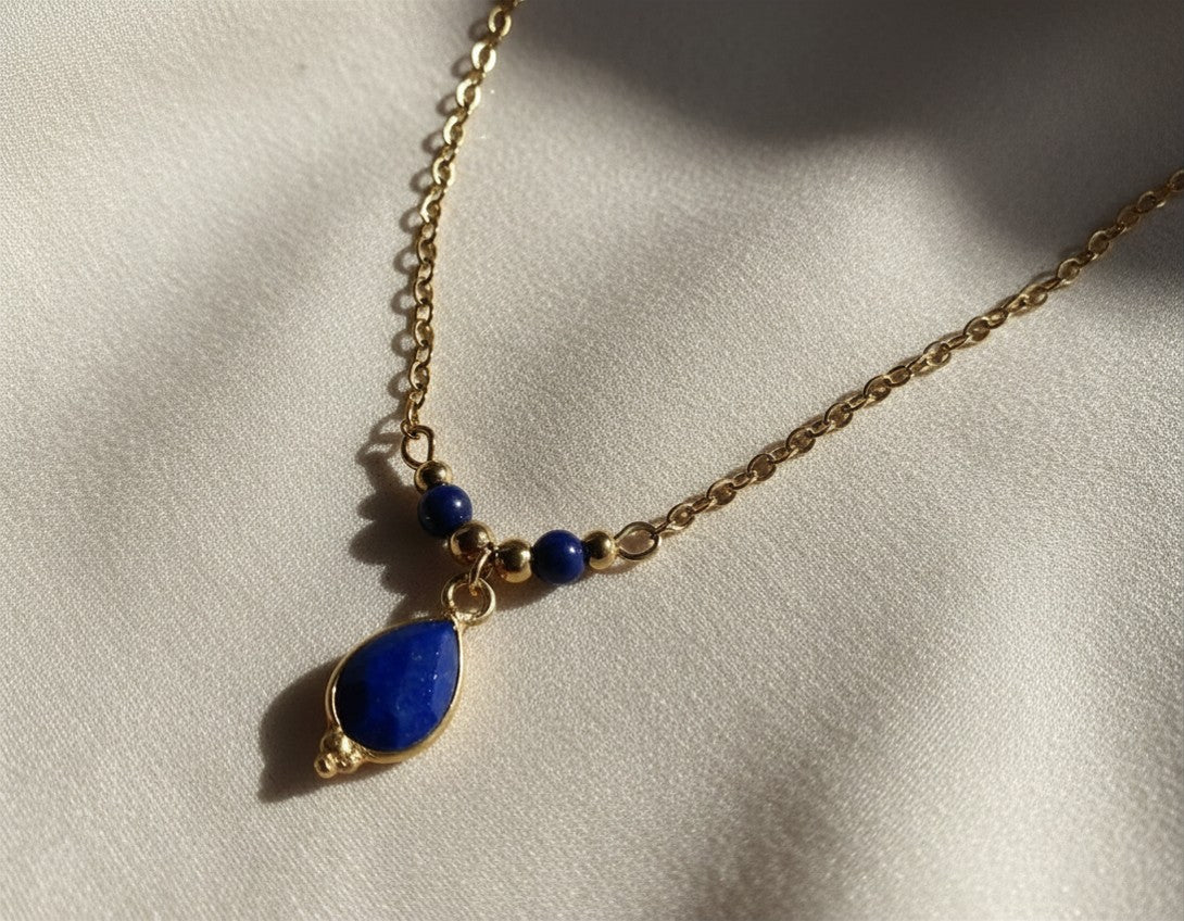 Collier fin pendentif pierres naturelles au choix