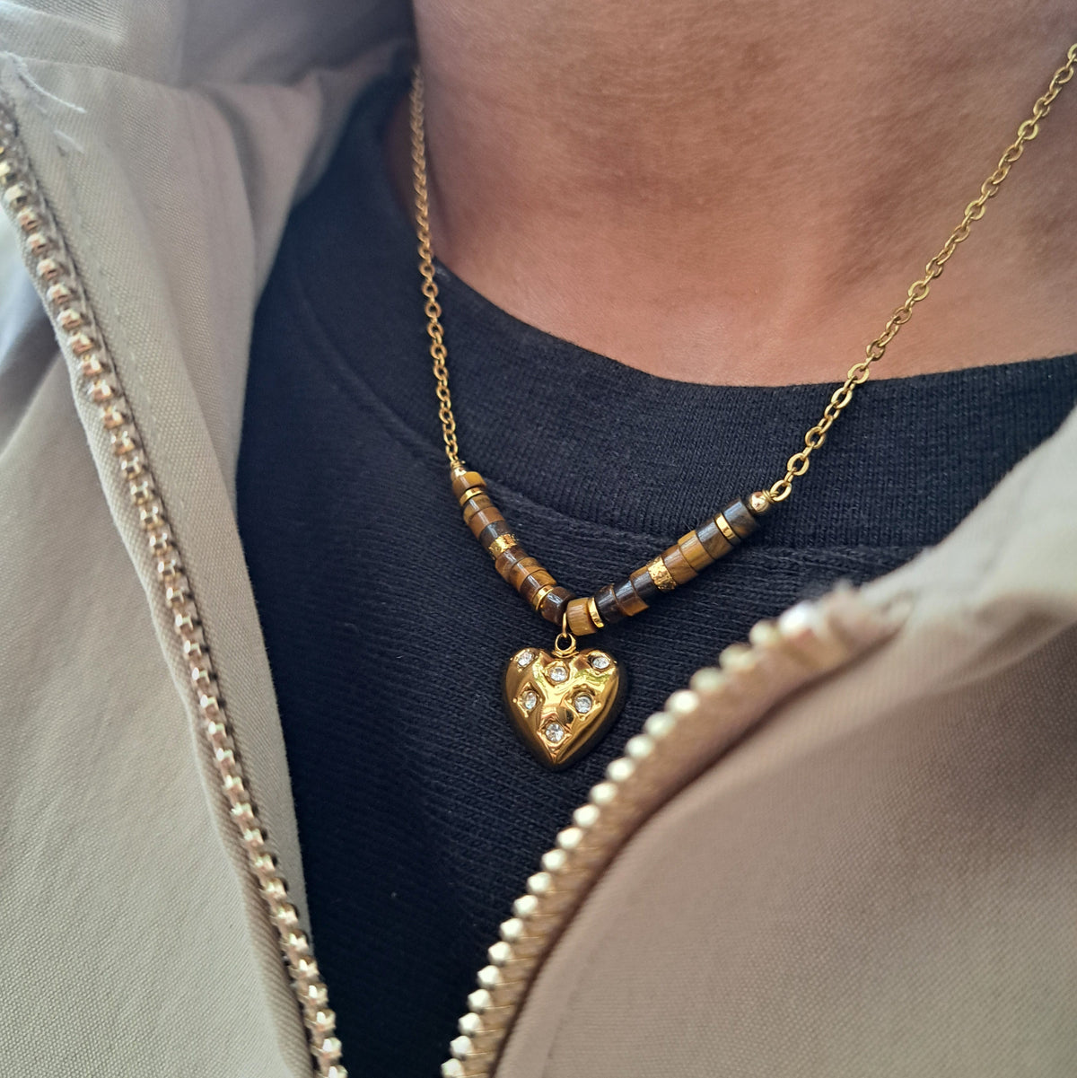 Collier oeil de tigre et coeur