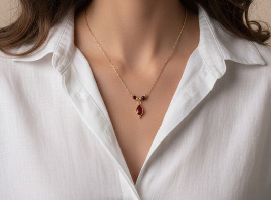 Collier fin pendentif pierres naturelles au choix