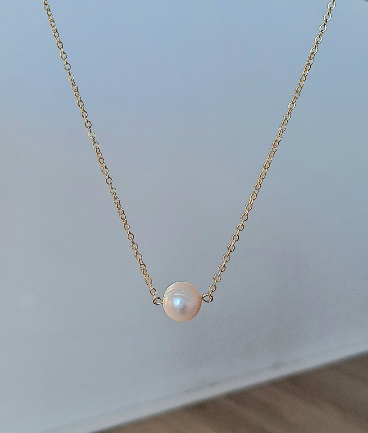 Cultured pearl necklace